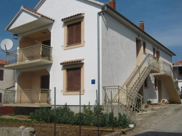 Apartmani Petra Pakoštane 外观 照片